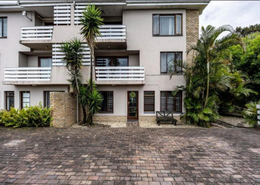 2 Bedroom Property for Sale in Beacon Bay Eastern Cape